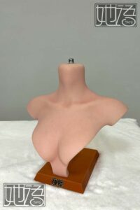 Tayu Head Stand - Image 3